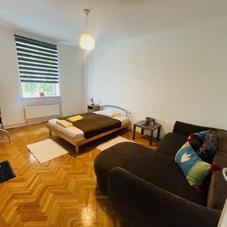Appartement Downtown Near Center & Plaza Miskolc